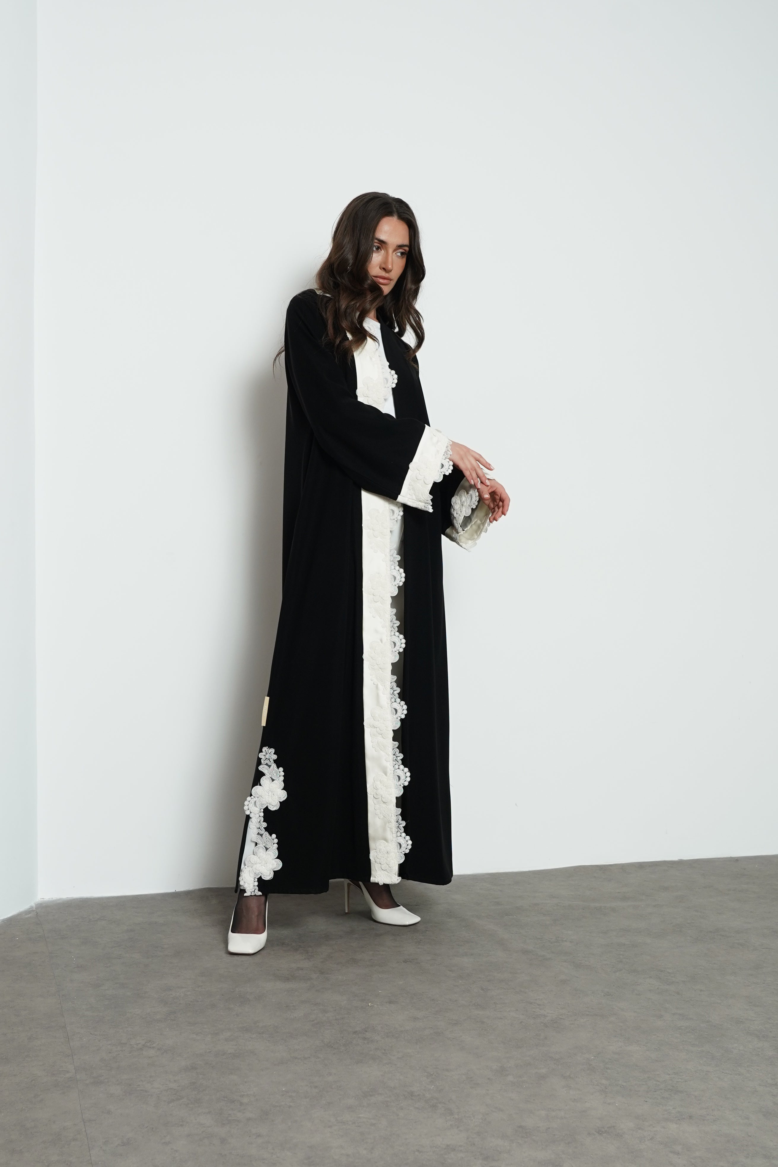 FLORAL LACE (Off-white)