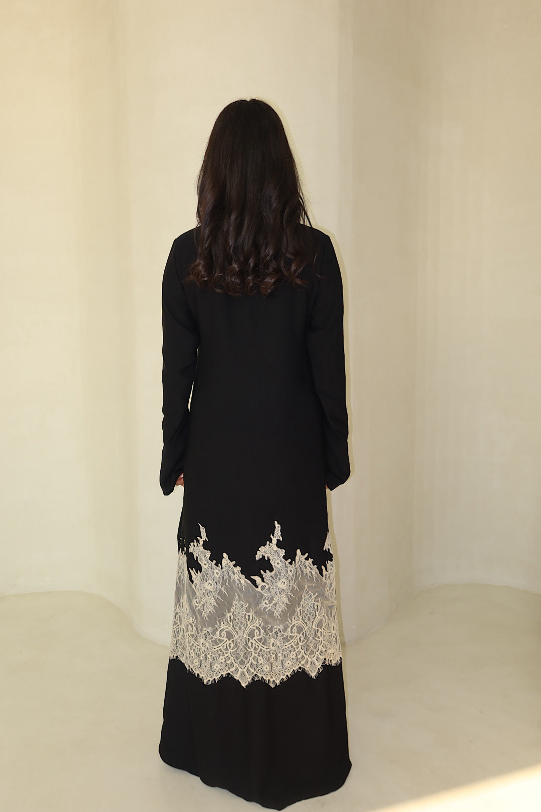 SWAN LACE